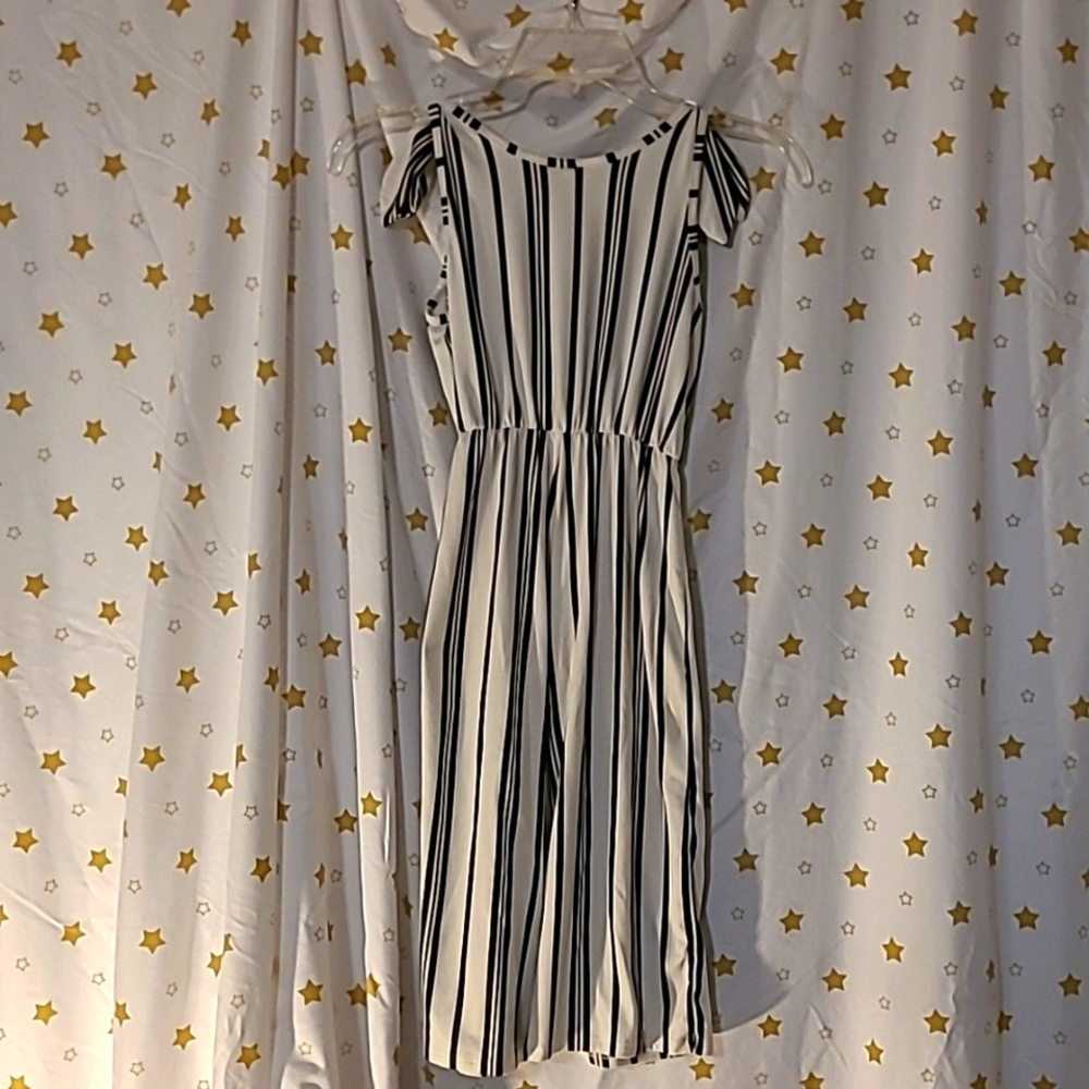 Romper - Picture 3 of 3